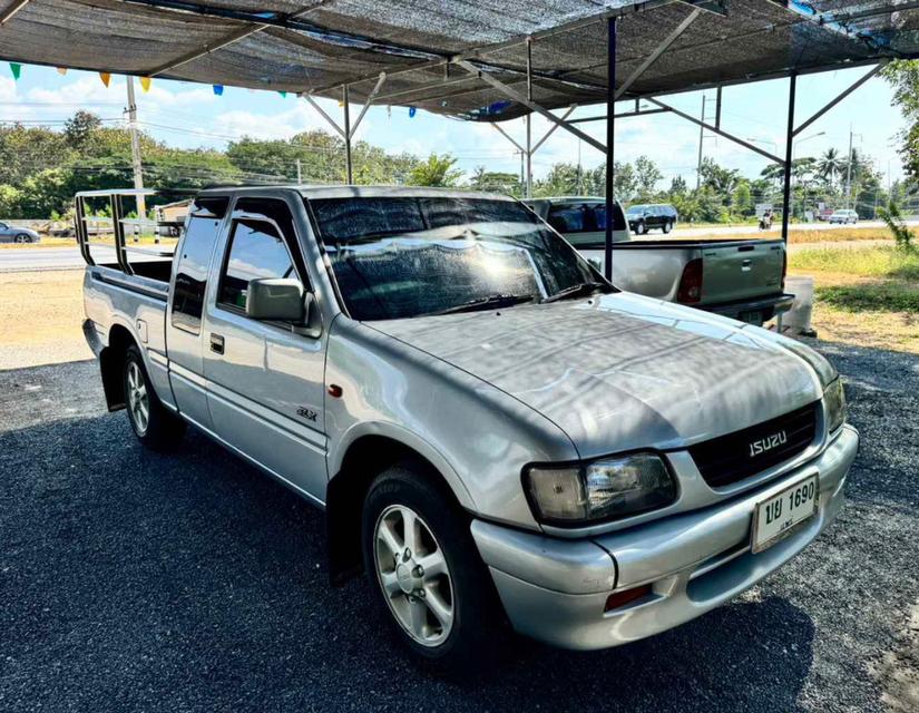 Isuzu Dragon Power ปี 1998 3