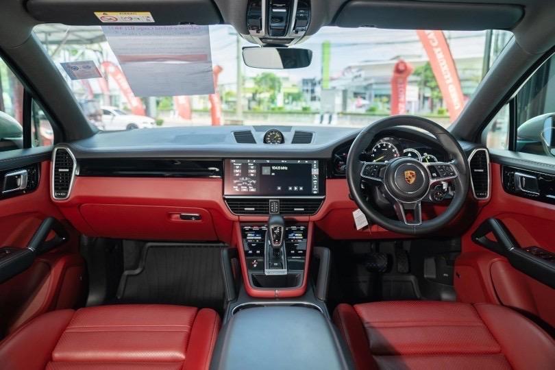 Porsche Cayenne E-Hybrid Coupe 2022 สี Crayon รูปที่ 8