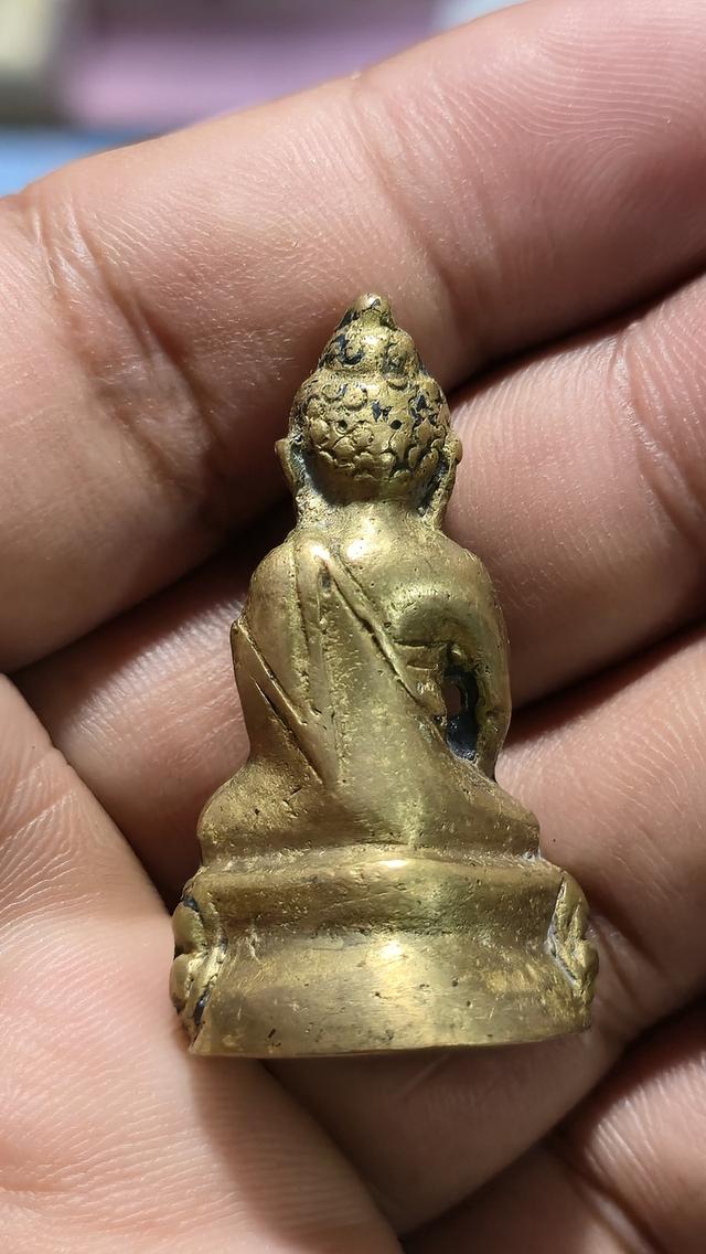 พระกริ่งเนื้อทองเหลือง ไม่ทราบที่ 2