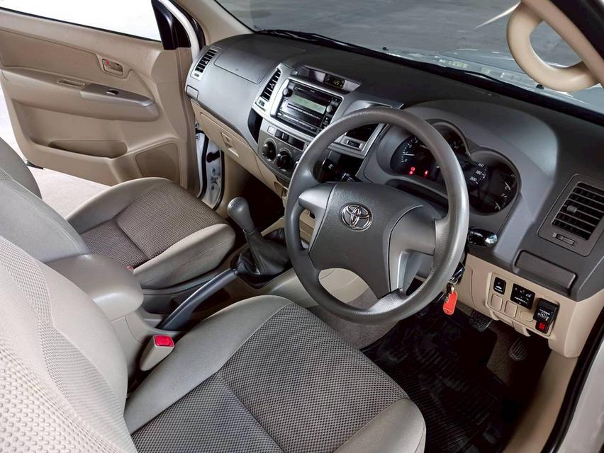 Toyota Vigo Champ Smart Cab CNG 2.5 E MT ปี 2014 13