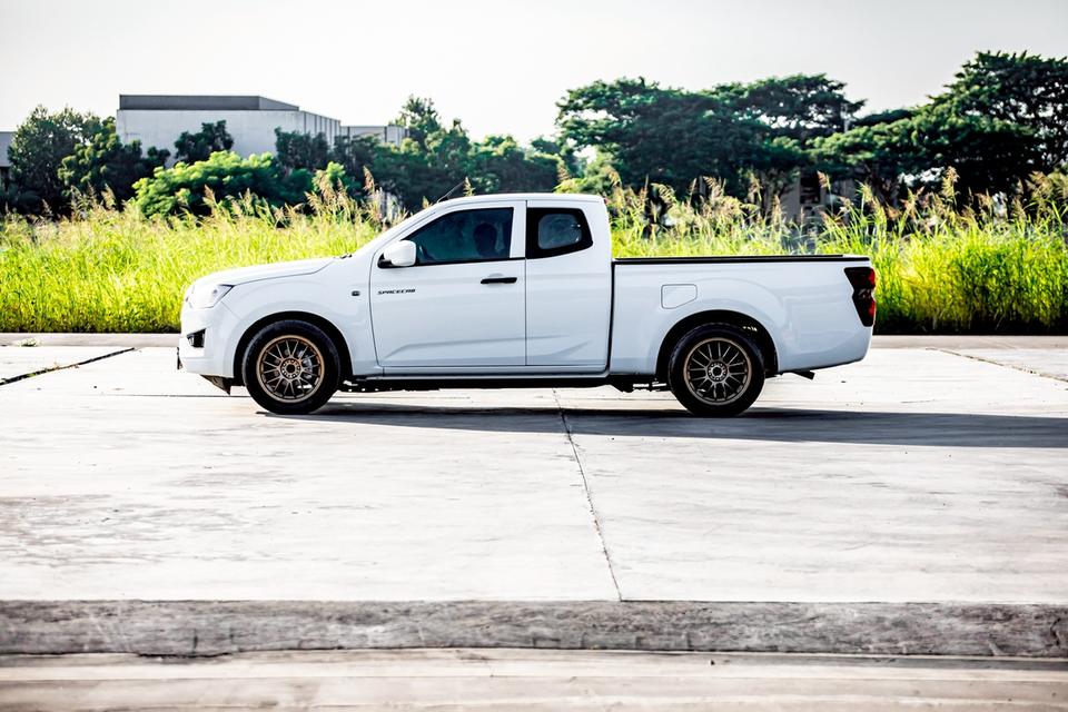 Isuzu D-Max Space Cab 1.9 DDi S ปี 2020 สีขาว มือเดียวป้ายแดง 10