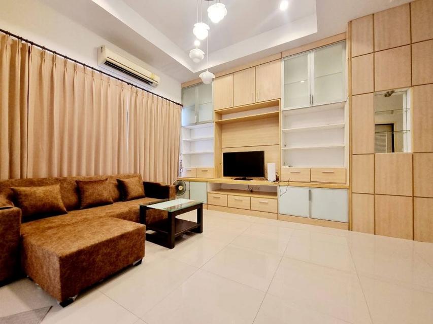 ให้เช่าทาวน์โฮม 3 ชั้น The Balcony Home อุดมสุข - ซ.เฉลิมพระเกียรติ ร.9 เฟอร์ฯครบ พร้อมเข้าอยู่ ใกล้ Mega Bangna