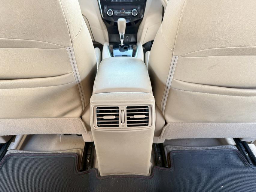 🔥ฟรีดาวน์ รถสวยมือเดียว น๊อตไม่ขยับ  Nissan X-Trail 2.0 E Hybrid AT ปี 2017 15