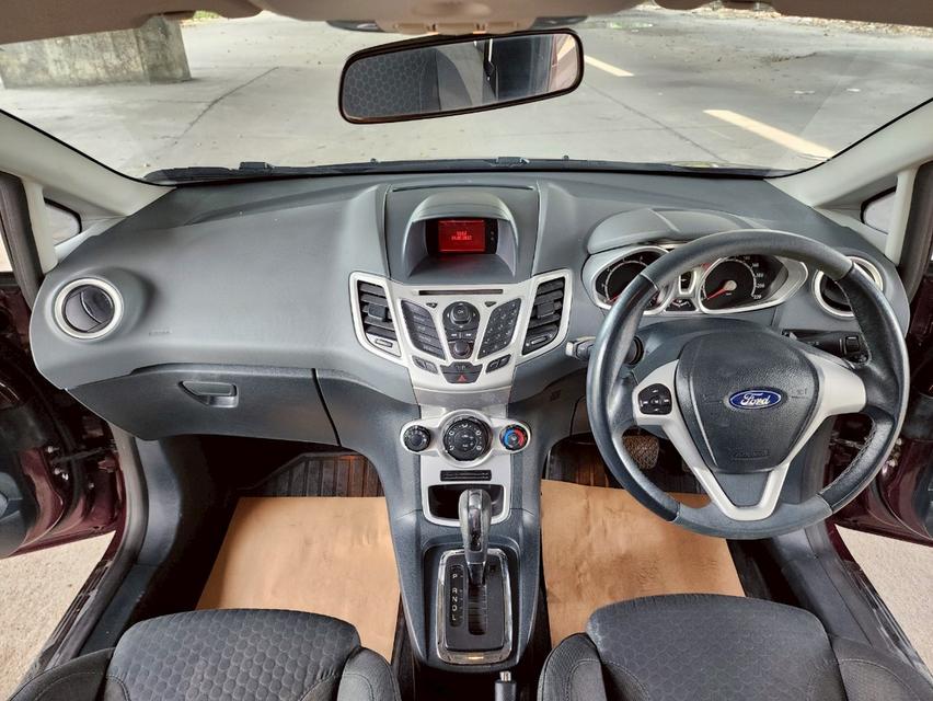 ขายรถ Ford Fiesta 1.6S Hatchback ปี 2012 สีแดง เกียร์ออโต้ 12