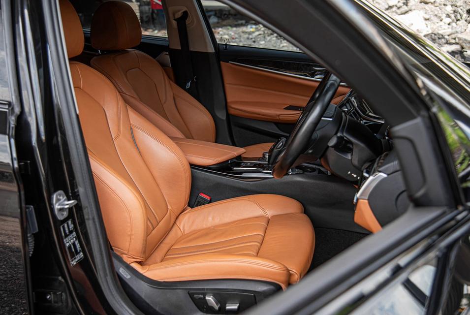 BMW 520d Sport 2.0 G30 AT 2018 โทร.0922639576 เอ๋ พร้อมขับ รูปที่ 12