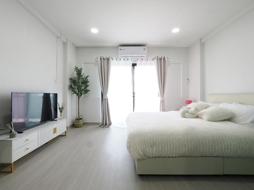 ขายราคาพิเศษ คอนโด รัชดาเทอเรส ชั้น10 ขนาด 36.16 ตร.ม. ทำเลดีมากอยู่ใจกลางเมือง เดินทางสะดวก ใกล้BTSพหลโยธิน24 แหล่งไลฟ์สไตล์ รีโนเวทใหม่ พร้อมเฟอร์ 13