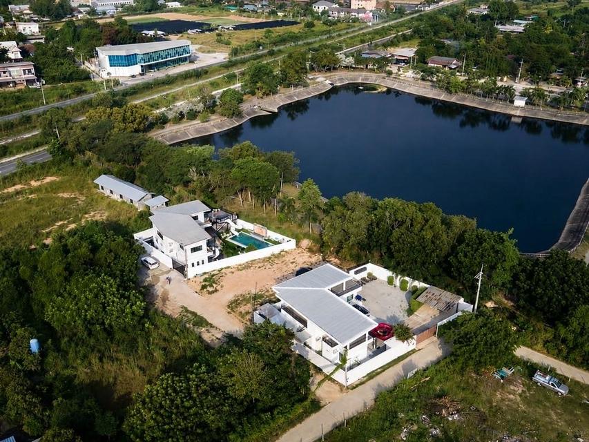 For Sale — Luxury Pool Villa with Tenant at Khao Makok 14, Huai Yai PattayaGreat investment opportunity. Luxury corner pool villa for sale 13
