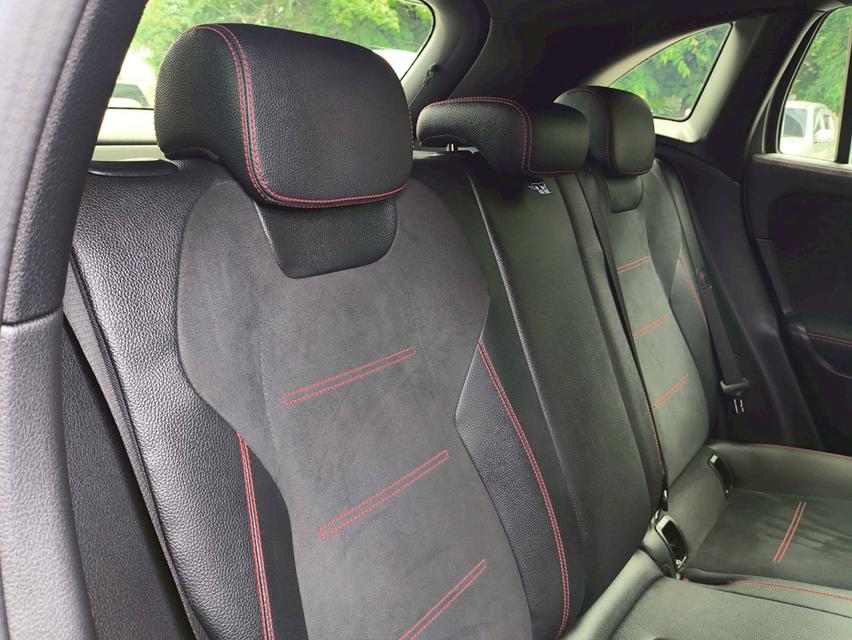 รถเข้าใหม่! MERCEDES-BENZ GLA 200 AMG Dynamic (Facelift) ปี 2021 สีเทา 15