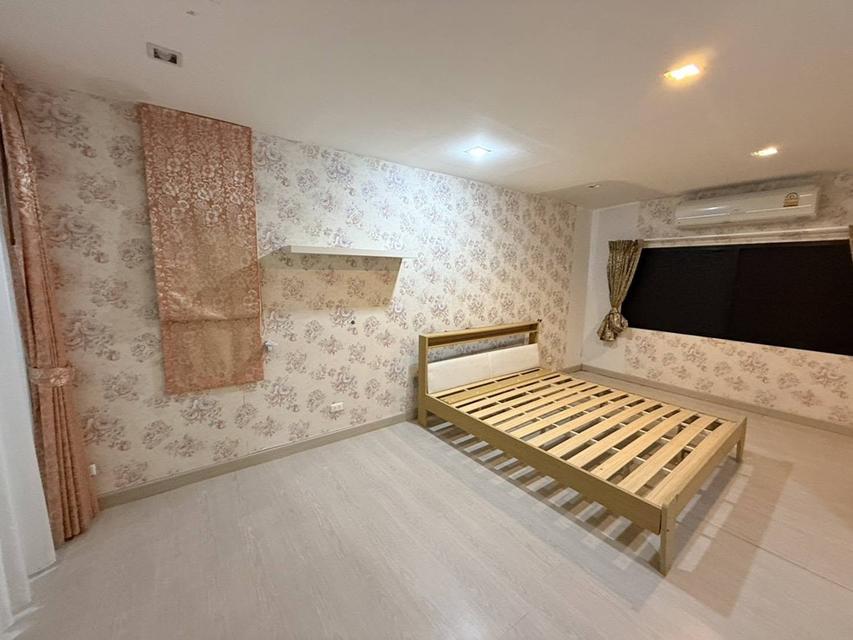 For Rent ให้เช่าทาวน์โฮม 3 ชั้น หมู่บ้านอีโค สเปซ Eco Space เกษตร-นวมินทร์ บ้านสวยมาก แอร์ 4 เครื่อง เฟอร์นิเจอร์บางส่วน 10