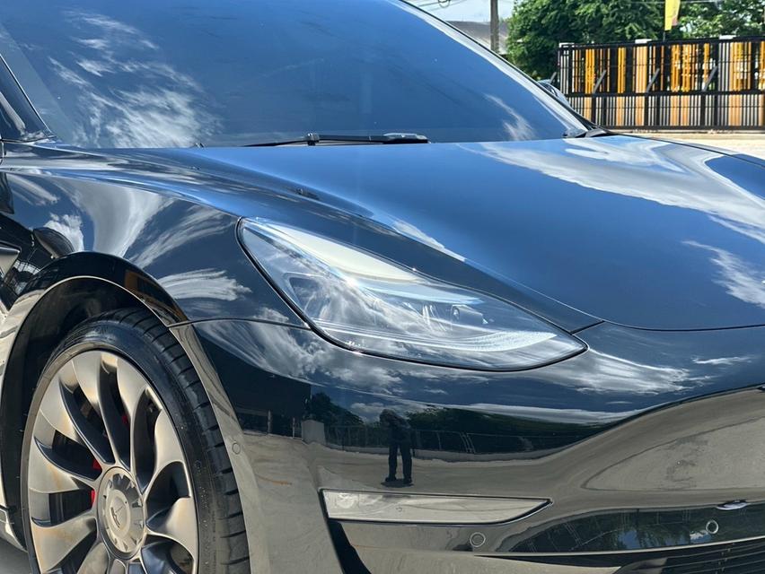 (แจ้งรหัสรถ NCT196) Tesla Model 3 Legacy Performance 2023 รูปย่อยที่ 2