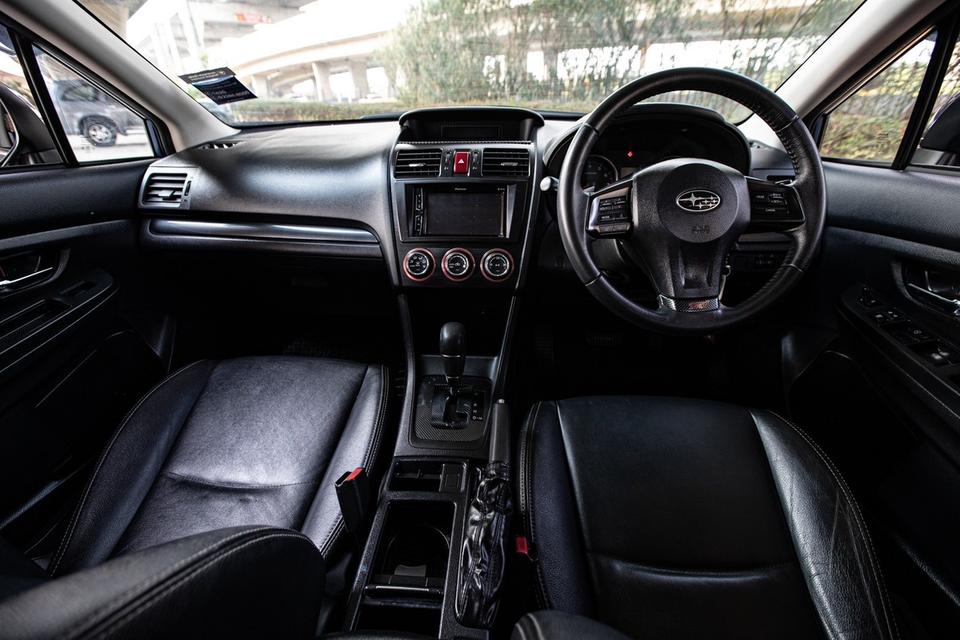 SUBARU XV 2.0iP ปี 2014 สีน้ำเงิน มือเดียวป้ายแดง แต่งครบสวยๆ 14