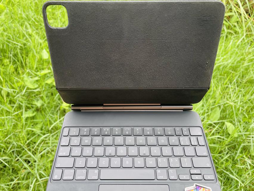 ขาย Magic Keyboard iPad 11 นิ้ว ของแท้ รูปย่อยที่ 3