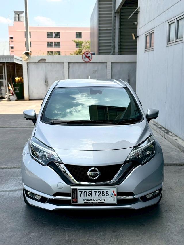 NISSAN NOTE 1.2VL TOP 2018 สีเทา เจ้าของมือเดียวป้ายแดง รูปที่ 2