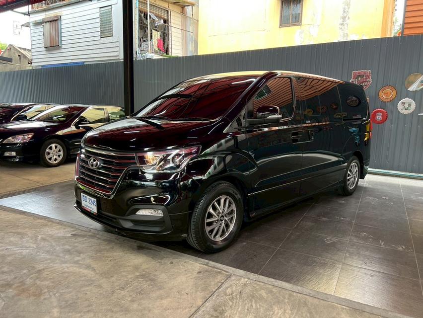 HYUNDAI H-1 2.5 ELITE 2019