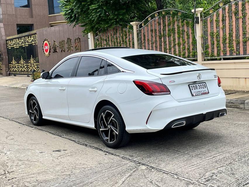 MG 5 1.5 X SUNROOF ปี 2022 4