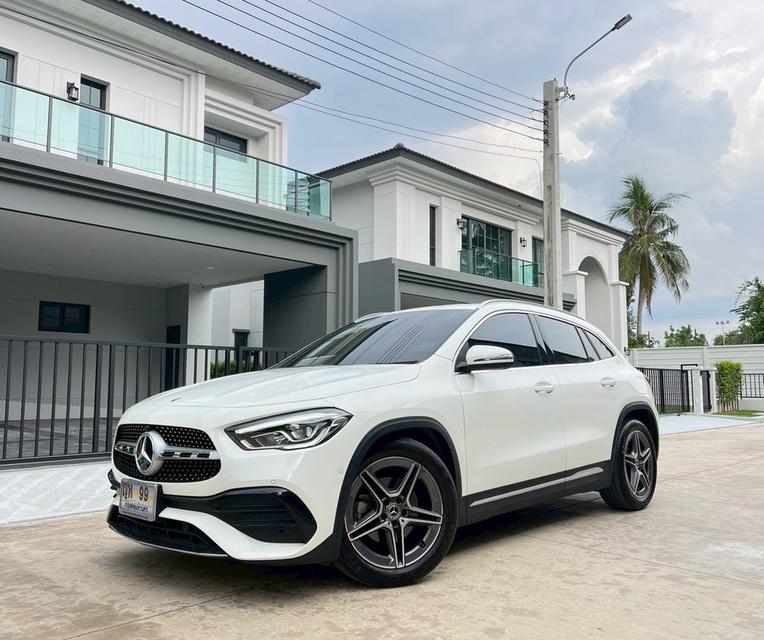 Mercedes-Benz GLA200 AMG 2022 สภาพสวย 