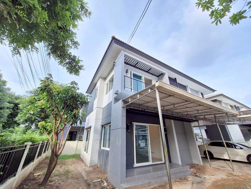 ขายบ้าน เซนโทร วัชรพล สุขาภิบาล5 ขนาด 63.8 ตร.ว. มีห้องนอนชั้นล่าง หลังมุม หลังใหญ่ เนื้อที่เยอะ 5