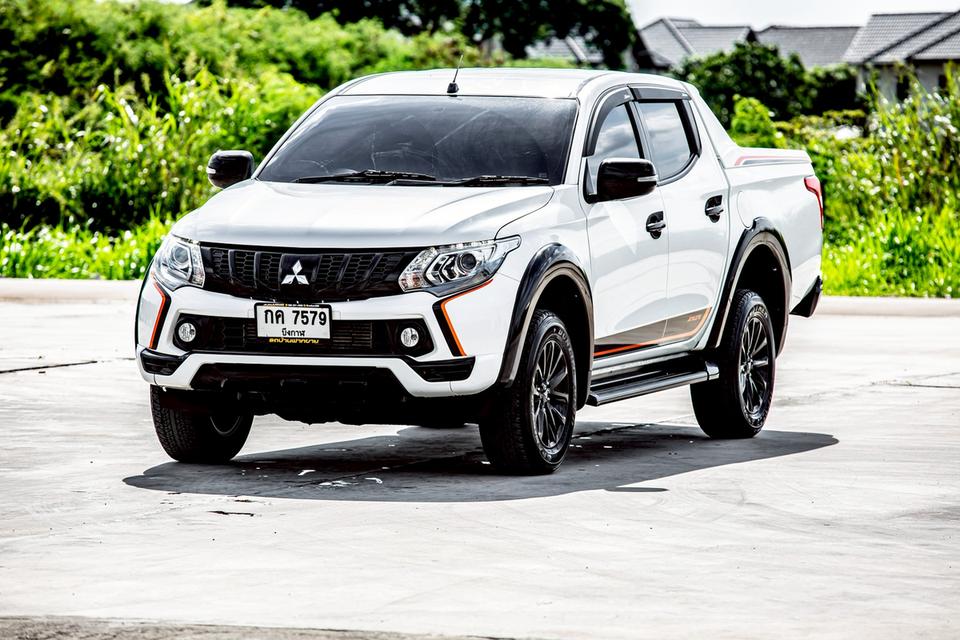 MITSUBISHI TRITON 2.4 MIVEC PLUS DOUBLE CAB ATHLETE ปี 2018 สีขาว ไมล์แท้ 55,147