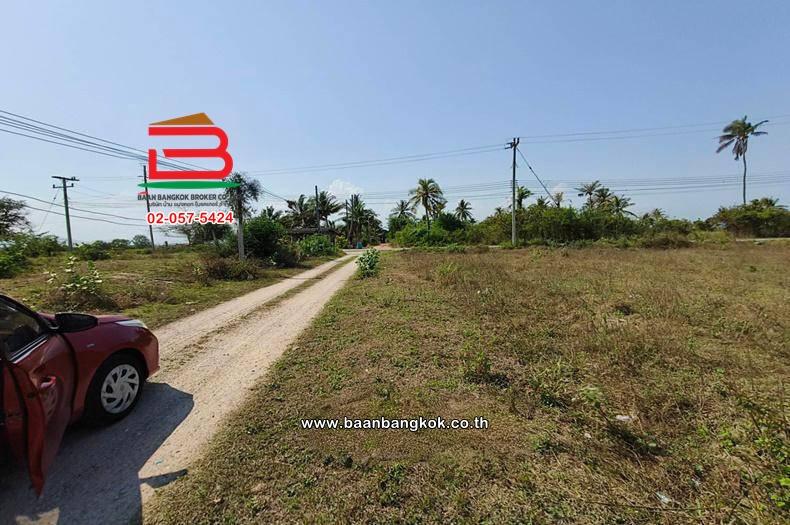 ที่ดินเปล่า เนื้อที่ 33-0-38 ไร่ ซอยสันตินคร ใกล้หมู่บ้านศิริวรรณ ถนนเพชรเกษม ตำบลอ่าวน้อย อำเภอเมืองประจวบคีรีขันธ์ ประจวบคีรีขันธ์ 6