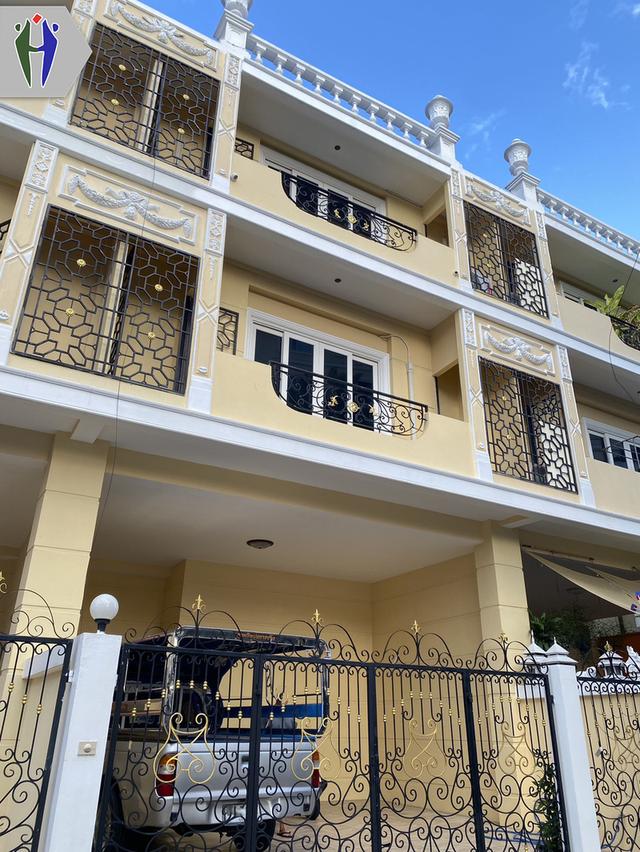 บ้านทาวเฮาส์ให้เช่า 32,000 ใกล้โรงพยาบาลเมือง พัทยาใต้ ทำออฟฟิศได้ 1