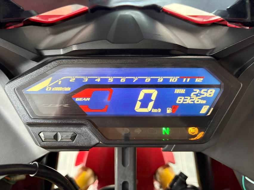 CBR150R ABS โฉม2023 รถมือเดียว ดูแลดี สภาพพร้อมใช้ เครื่องแน่น ชุดสีสวย ผ่อนได้ทุกจังหวัด จัดส่งได้ทั่วไทย วิ่ง8000 ปี67