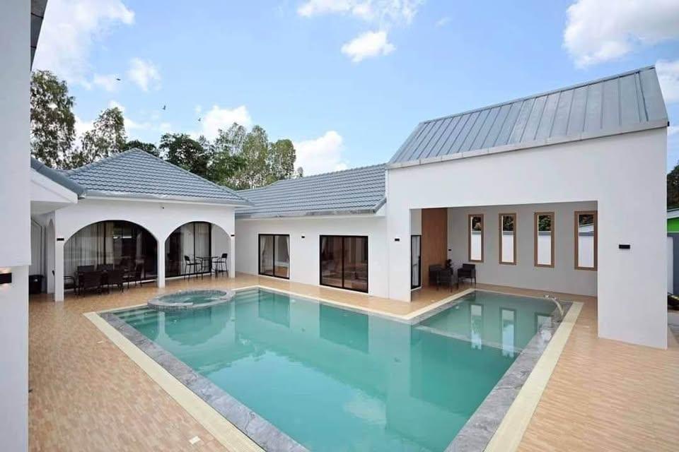 For sale pool villa style Nordic Pattaya 14.5 million 16