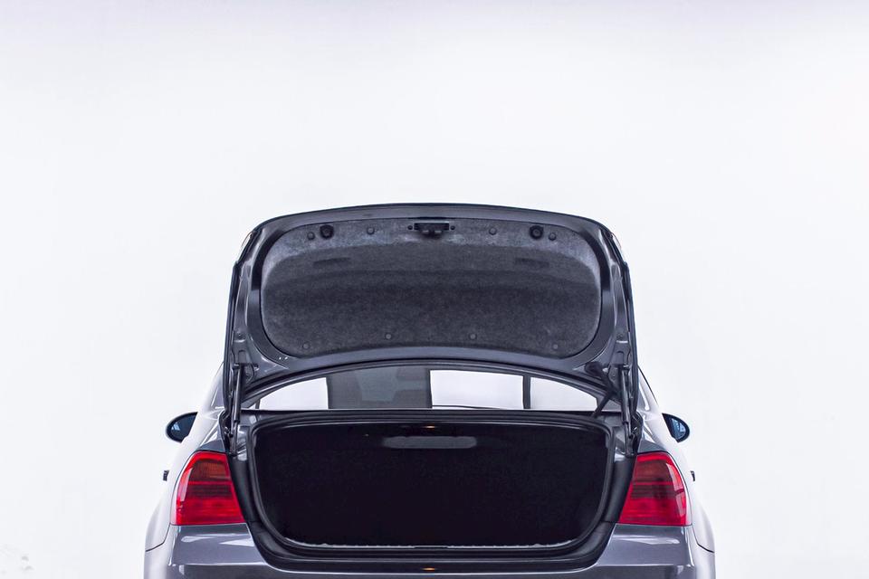 BMW SERIES 3 320i SE E90 2007 15