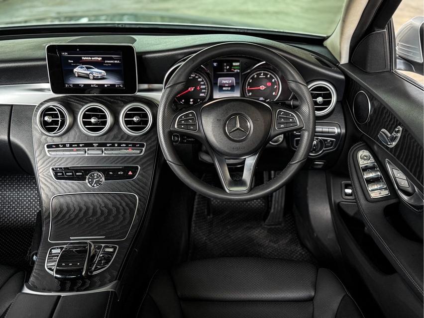 รหัสรถ WRT3214 2017 BENZ C-CLASS, C350e AVANTGARDE  10