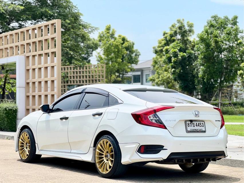 Honda Civic FC 1.8E ปี 2018  ผู้หญิงใช้ 86,700km 8