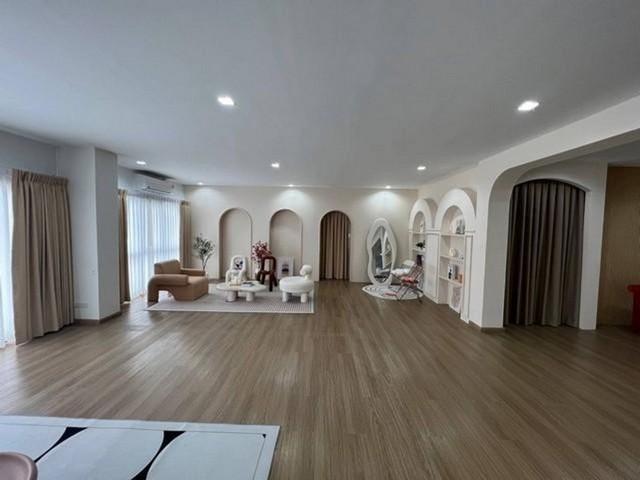 ให้เช่า โฮมออฟฟิศ 3 ชั้น ซอยเสรี 8 พระราม 9 ใกล้ The nine center rama 9 ให้เช่าอาคารเปล่าไม่มีเฟอร์นิเจอร์ 4