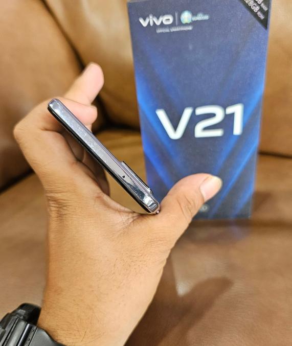 ส่งต่อ Vivo V21  7