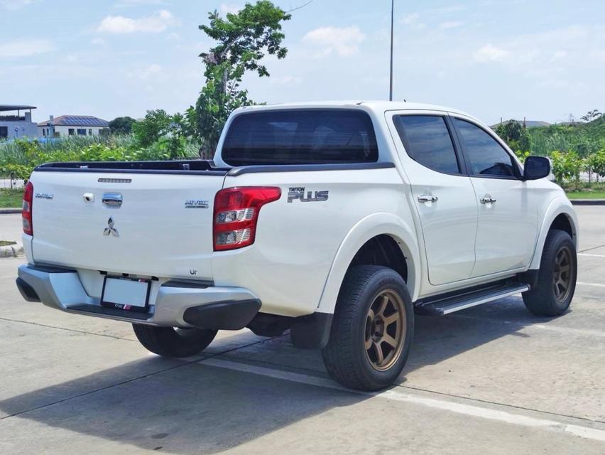 2016. Mitsubishi Triton 2.4 GLX PLUS 4ประตู MT รหัส CAT53 2