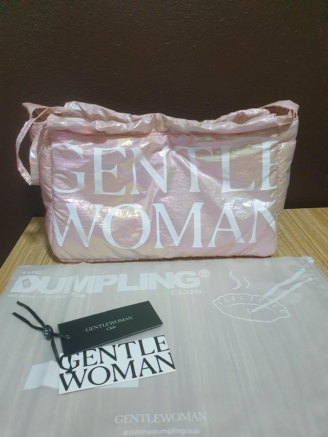 กระเป๋าเกี๊ยว Gentlewoman