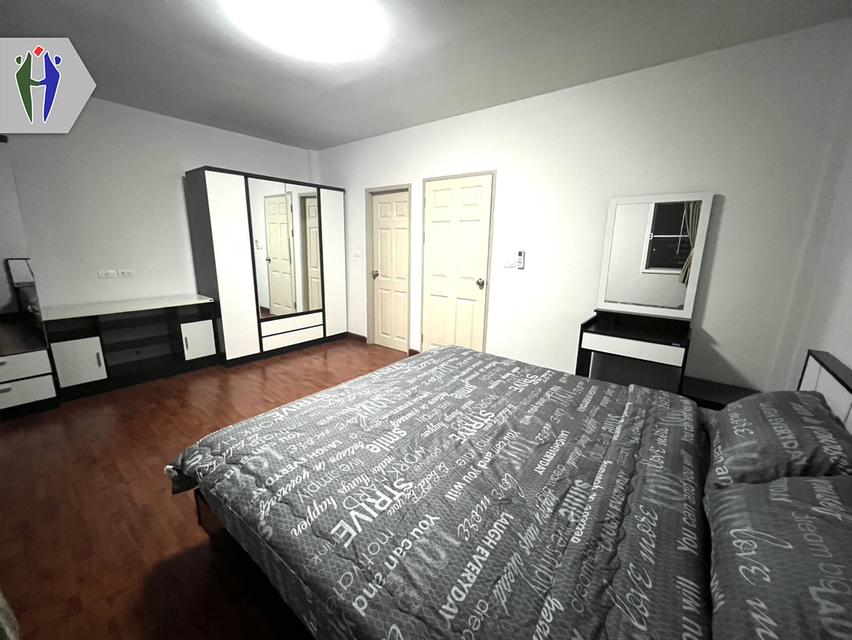 ทาวน์เฮ้าส์เทพประสิทธิ์ ให้เช่า สไตล์โมเดิล !! 9