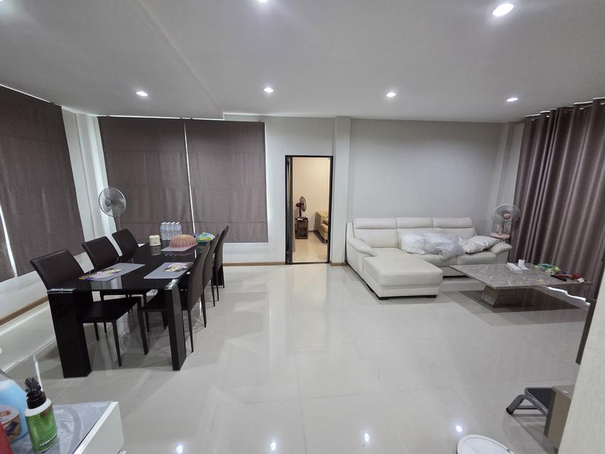 ขายบ้านเดี่ยว หมู่บ้านเดอะพราวไรส์ พันท้ายนรสิงห์-พระราม 2 (ถนน Main หลักของโครงการ) 6