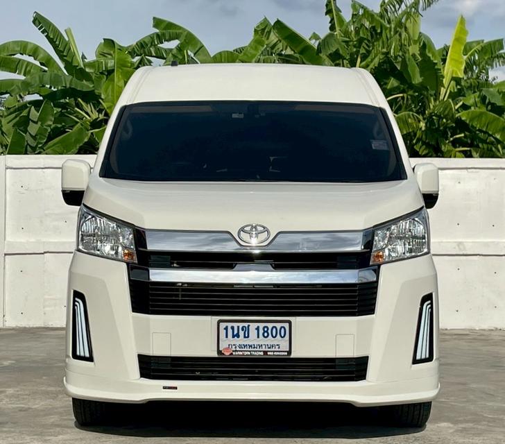 TOYOTA COMMUTER 2.8 2024