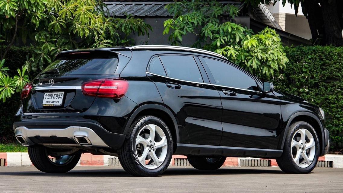 Benz GLA200 URBAN1.6 ปี 2020 โฉม ปี W156 14-20 SUV ไมล์ 94,791 km.  4