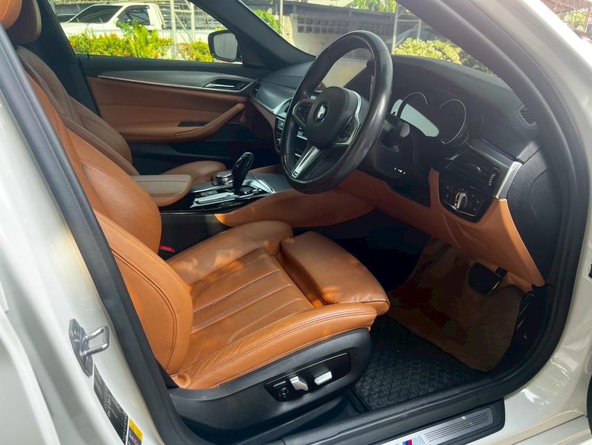 BMW 530e 2.0 M SPORT ปี2019 รูปที่ 16