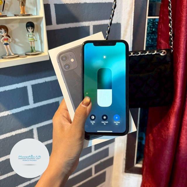 iPhone 11 64g ศูนย์ไทยแท้เดิม!! 6