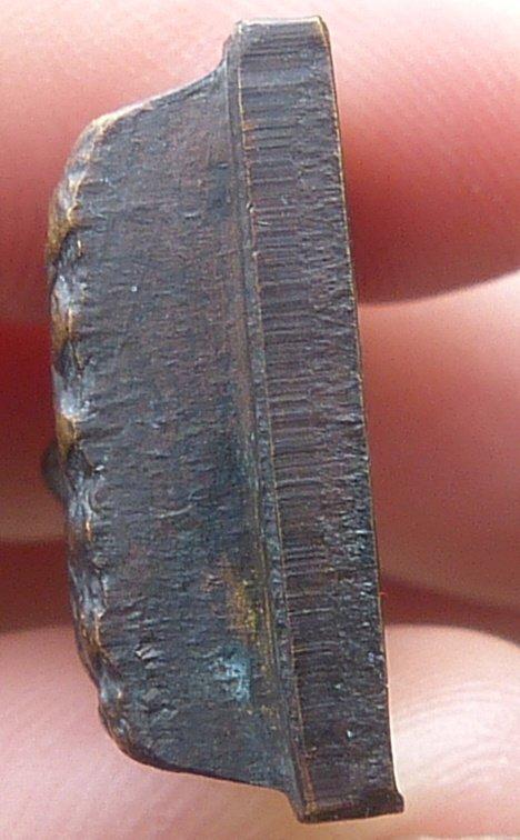 หลวงปู่ทวดพิมพ์ใหญ่หลังหนังสือ รูปที่ 5