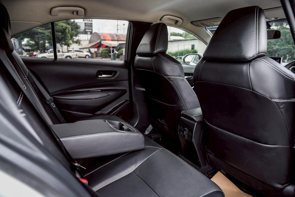 รหัสรถ CBL81 TOYOTA Corolla Altis 1.8 Hybrid Mid AT 2020 10