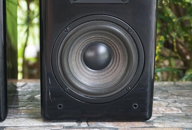 ลำโพง บุคเชลล์ดำเปียโนสวยๆ เสียงดี สำหรับคนไม่ยืดติด 7