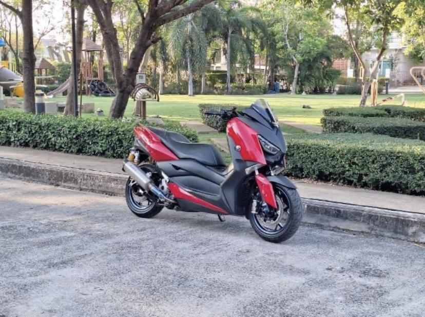 ขาย Yamaha Xmax 300 สีแดงดำ 1