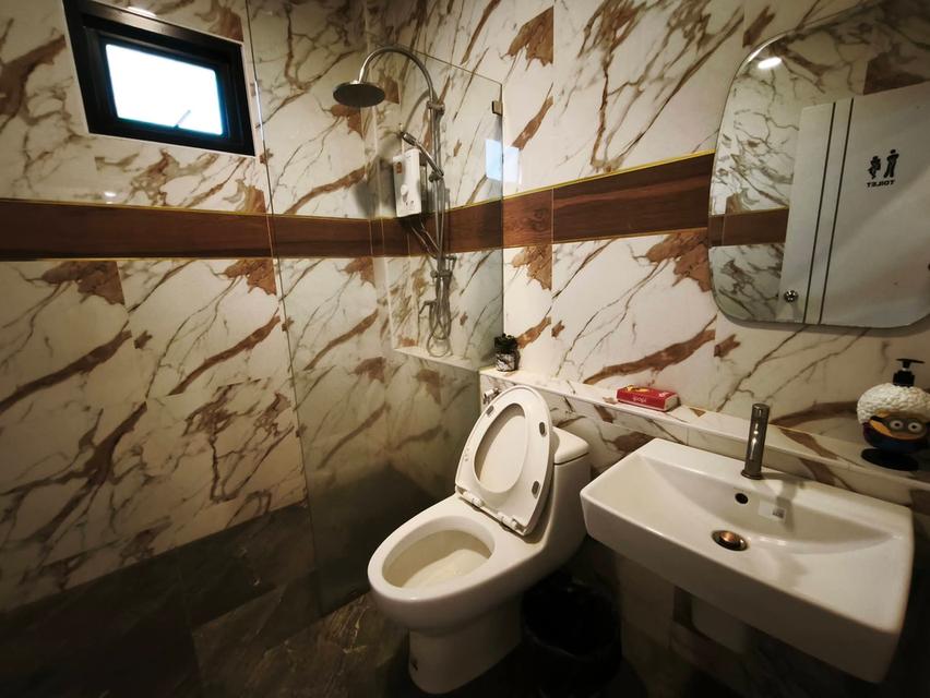 บ้านเดี่ยวพร้อมสระว่ายน้ำ ขนาดใหญ่ 4