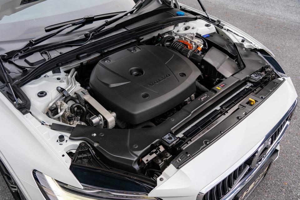 (แจ้งรหัสรถ NP999) 💥 VOLVO V60 T8 TWIN ENGINE AWD 2020 รูปที่ 15