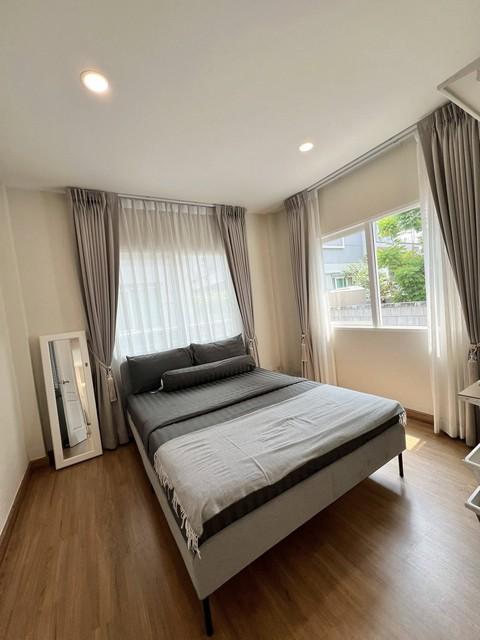 P707 ให้เช่าบ้านเดี่ยว 2 ชั้น โครงการ เซนโทร บางนา-วงแหวน CENTRO Bangna-Wongwaen บ้านตกแต่งสวยพร้อมเข้าอยู่ เหมาะพักอาศัยเป็นครอบครัว รูปย่อยที่ 5