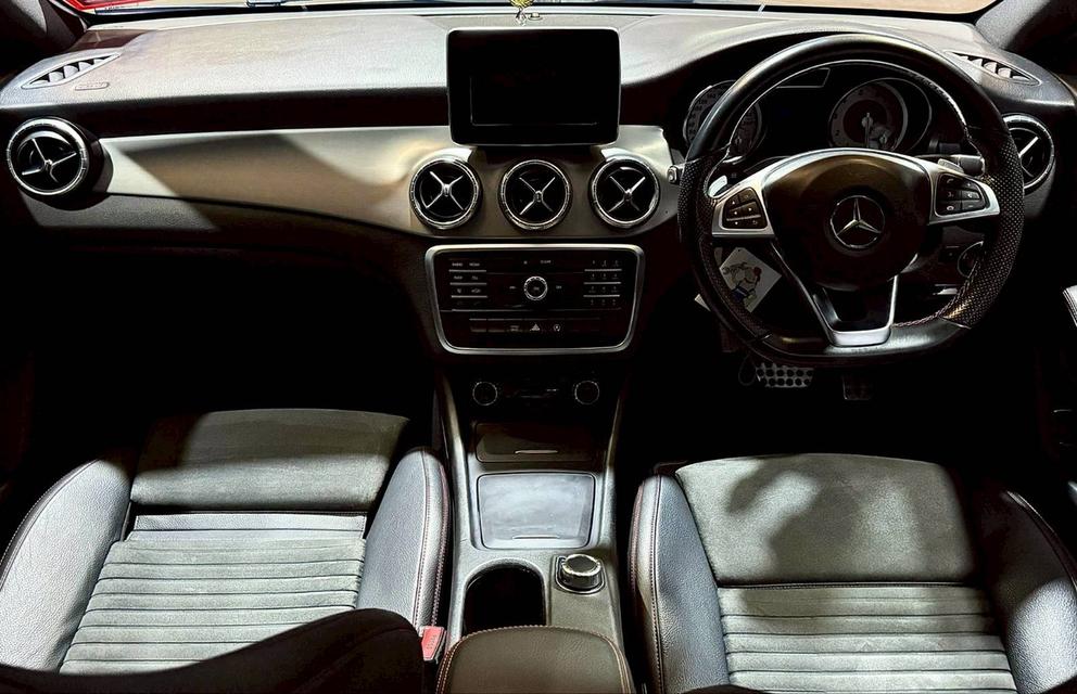 Mercedes-Benz CLA250 AMG Dynamic(W117) ปี 2016 รูปที่ 5