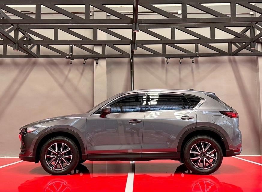 2021 MAZDA CX5 2.0 SP รถมือเดียวออกป้ายแดง รถวิ่งน้อยเข้าศูนย์ทุกระยะ ไม่เคยมีอุบัติเหตุครับ