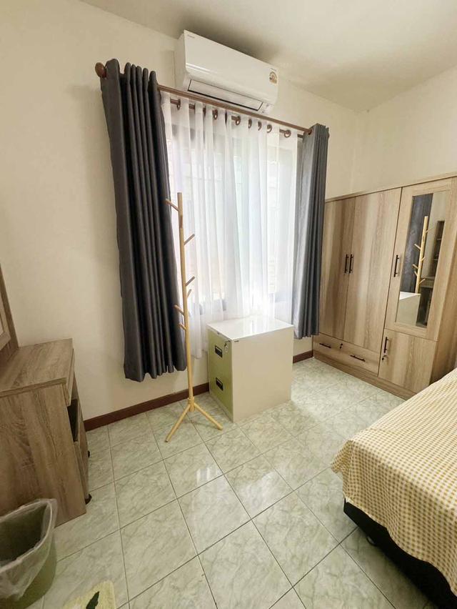 ให้เช่าบ้านเดี่ยว 1 ชั้น  บงกช 5 คลอง 2 ปทุมธานี 54 ตรว.3นอน 2น้ำ 1ครัว จอดรถ 2 คัน Renovate ใหม่  มีเฟอร์และเครื่องใช้ไฟฟ้าครบ แอร์ 3 ตัว 4