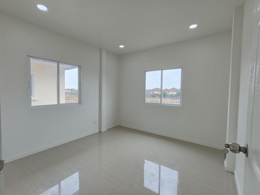 บ้านแฝดลำลูกกาคลอง 3 หมู่บ้านวราภิรมย์ 2 นัดชมบ้าน 085-318-6868 คุณวา 20